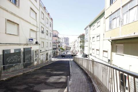 Loja queluz junto da nova loja do cidadão
