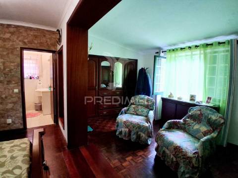 Casa t4 pronta a entrar | são pedro | angra do heroísmo