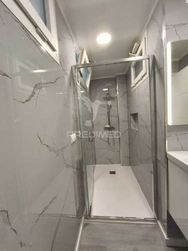 Apartamento t2 em oeiras / remodelado