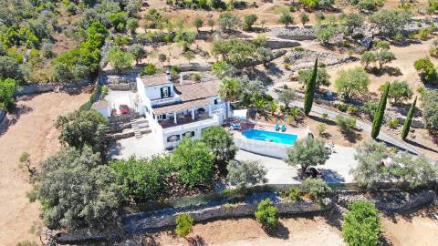 Maravilhosa casa de campo com possibilidade de ser investimento turistico