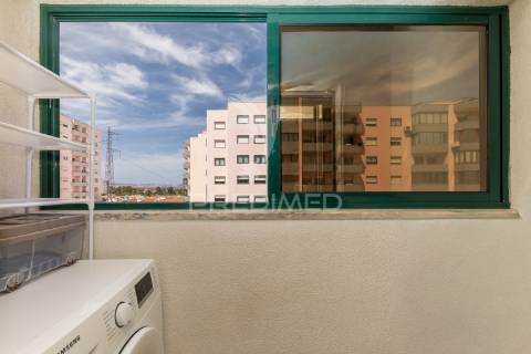 Apartamento t2 semi-novo . fidalguinhos- barreiro