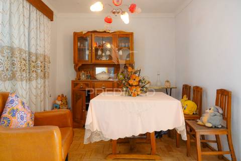Moradia v3 para recuperar, areia – belver.