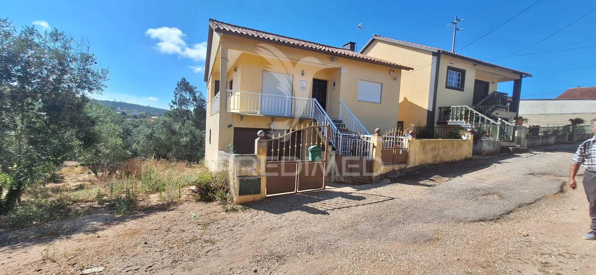 Oportunidade - moradia t4 mobilada, poço dos cães, pombalinho