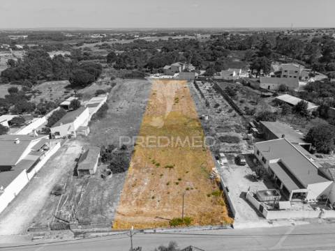 Terreno com 2.155m2 para construção de moradia térrea c/200m2 de implantação