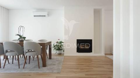 Lote e construção de moradia em banda em merelim s. pedro, braga
