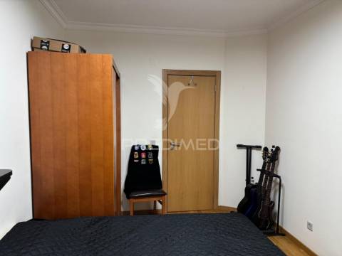 Apartamento t3 no feijó.
