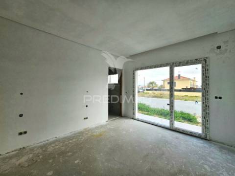 Moradia isolada t4, c/piscina e box, em oleiros - azeitão