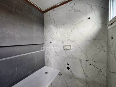 Moradia isolada t4, c/piscina e box, em oleiros - azeitão
