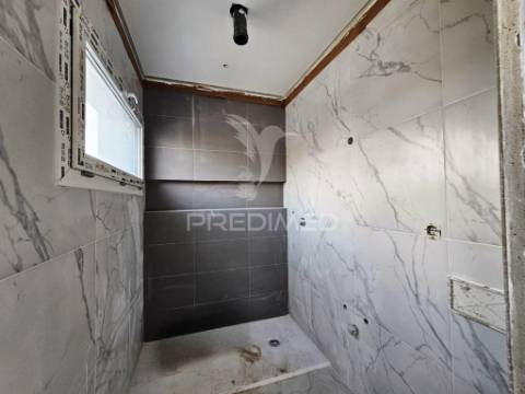 Moradia isolada t4, c/piscina e box, em oleiros - azeitão