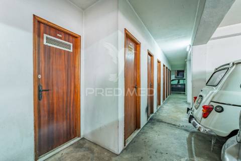 Apartamento t3 – candal (junto à estação de metro “rotunda”) – vn gaia