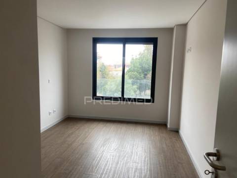Vende-se t3 novo boavista