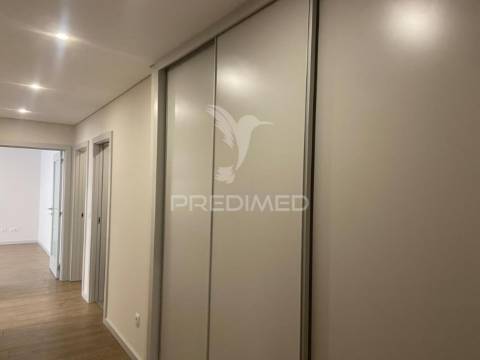Vende-se t3 novo boavista