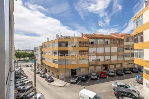 Apartamento t2 em paio pires