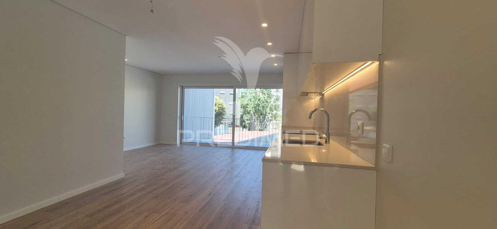 Empreendimento com apartamento t2 em s.vicente, braga