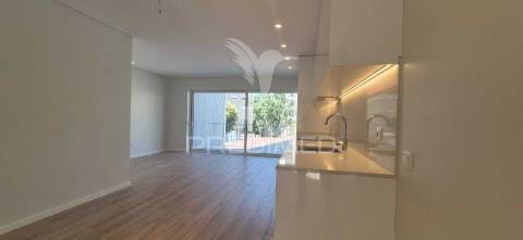 Empreendimento com apartamento t2 em s.vicente, braga