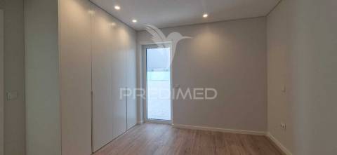 Empreendimento com apartamento t2 em s.vicente, braga