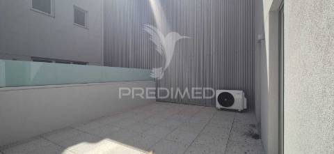 Empreendimento com apartamento t2 em s.vicente, braga