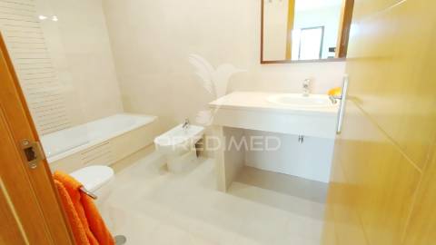 Apartamento t2 com vista mar olhão