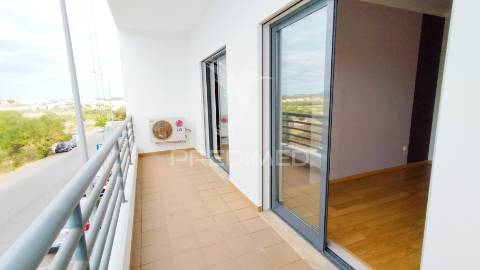 Apartamento t2 com vista mar olhão