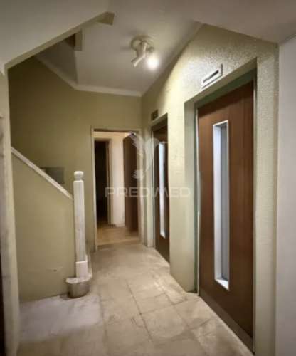 Apartamento t2 em oeiras – com varanda, arrecadação e excelente localização!