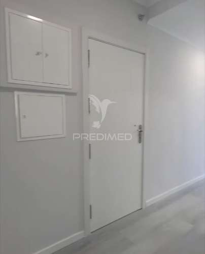Apartamento t2 em oeiras – com varanda, arrecadação e excelente localização!