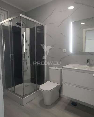 Apartamento t2 em oeiras – com varanda, arrecadação e excelente localização!