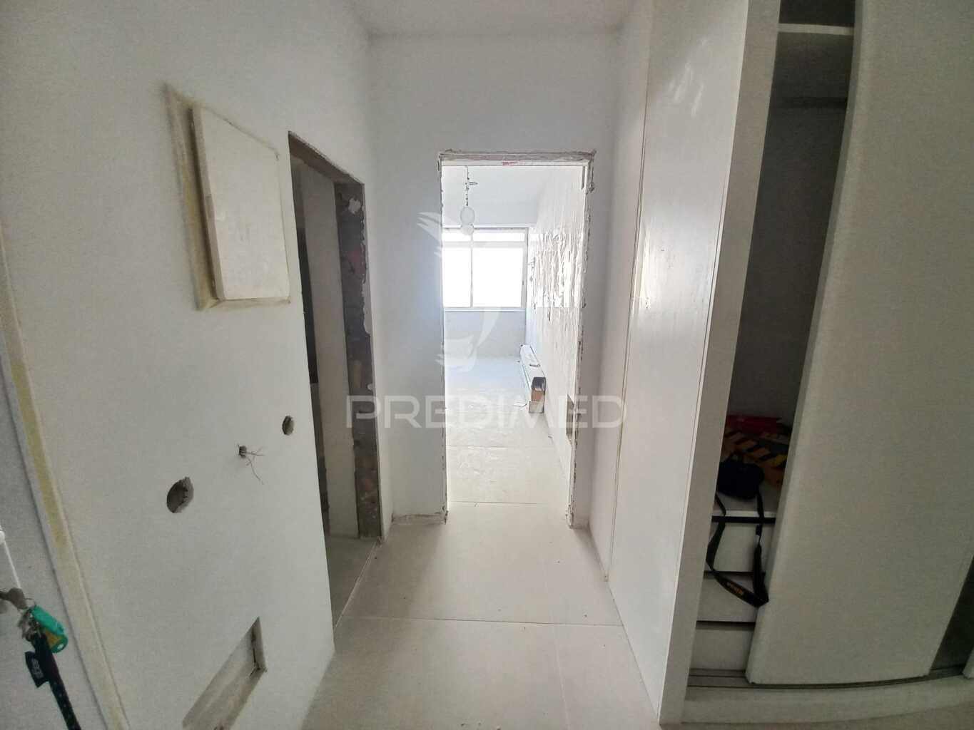 Apartamento t4 – forte da casa - em renovação