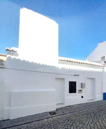 Moradia t3+1 remodelada