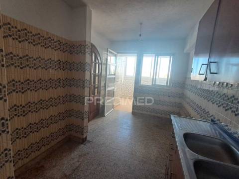 Apartamento t3 em monte abraão, massamá