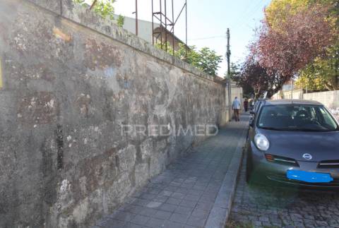 Terreno s. mamede infesta zona aru para construção em altura