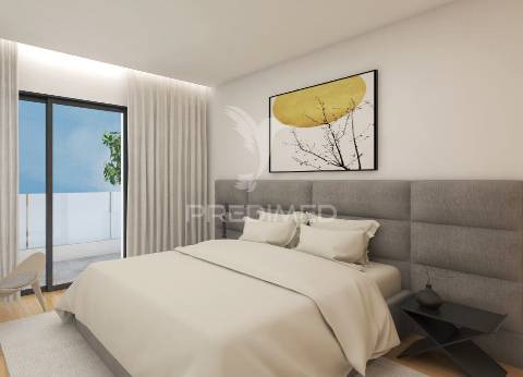 Apartamento t3 penthouse, edificio living park vii, paredes