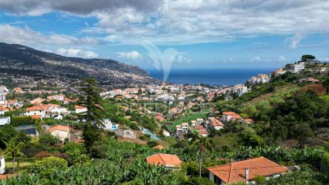 Vivenda exclusiva com uma vista panorâmica para a baía do funchal