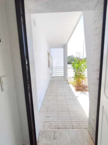 Fantástica moradia t4 com jardim e garagem, sesimbra.