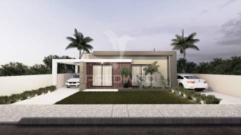 Moradia isolada t4, c/piscina e 2 suites, em fernão ferro