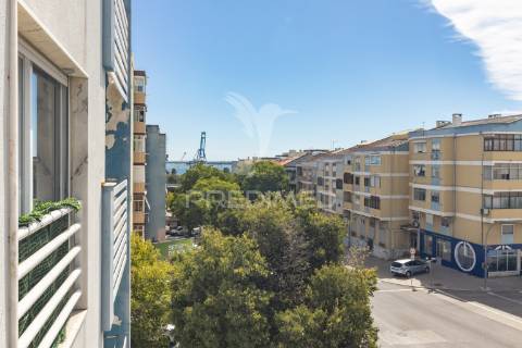 Vende se t2  setúbal (fonte lavra) 249000€