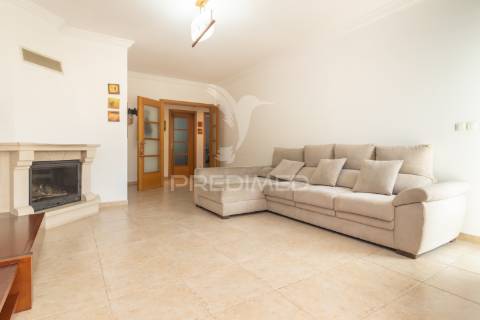 Vende se t2  setúbal (fonte lavra) 249000€