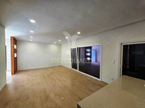 Moradia isolada t4 c/garagem, na qta. belavista - palmela