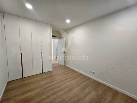 Moradia isolada t4 c/garagem, na qta. belavista - palmela