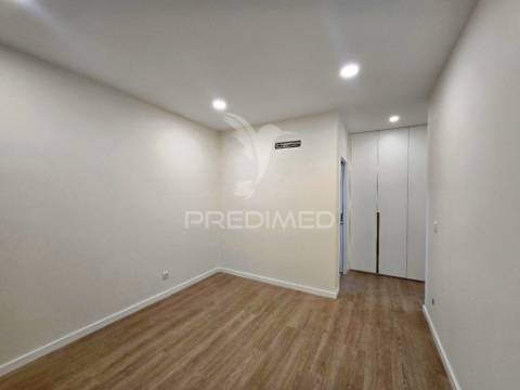 Moradia isolada t4 c/garagem, na qta. belavista - palmela