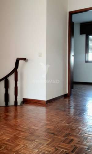 Vende-se t3 duplex próximo do alameda shopping