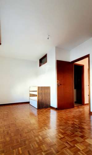 Vende-se t3 duplex próximo do alameda shopping