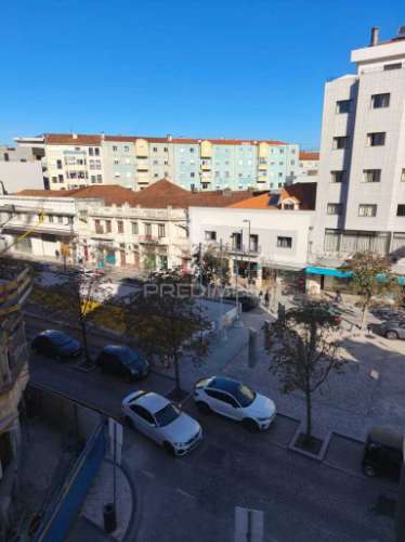Fantastico t3 na avenida dr lourenço peixinho
