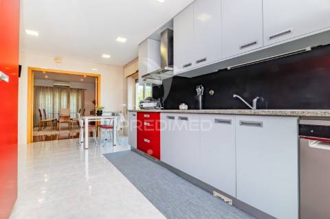 Moradia t4 com piscina - real, dume e semelhe