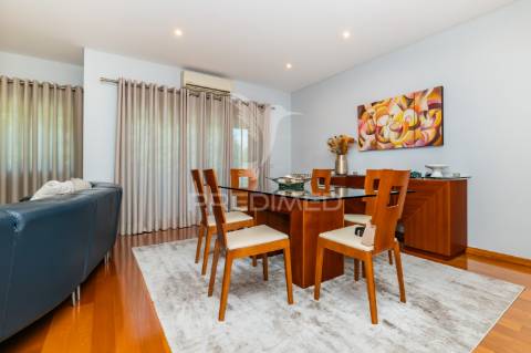 Moradia t4 com piscina - real, dume e semelhe