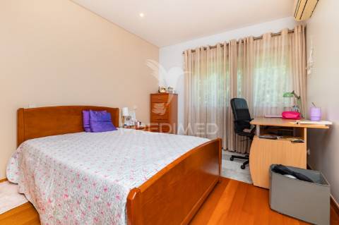 Moradia t4 com piscina - real, dume e semelhe