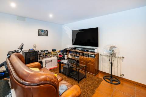 Moradia t4 com piscina - real, dume e semelhe