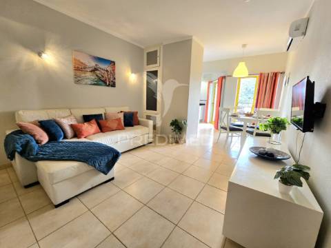 Apartamento t1, a 200 metros da praia da rocha, algarve