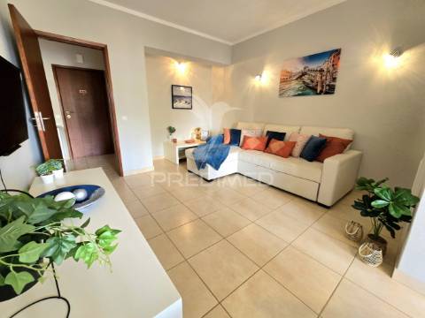 Apartamento t1, a 200 metros da praia da rocha, algarve