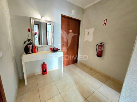 Apartamento t1, a 200 metros da praia da rocha, algarve