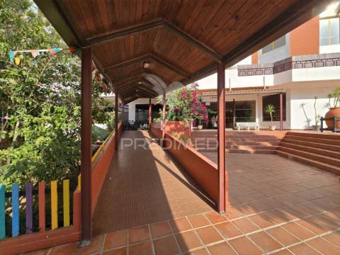 Apartamento t1, a 200 metros da praia da rocha, algarve